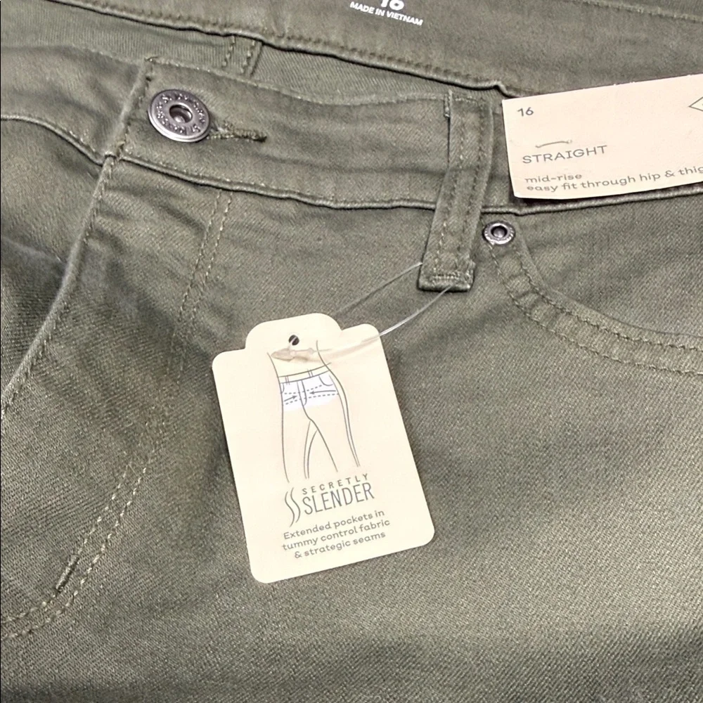 St. John Collection Olive Flare Jeans